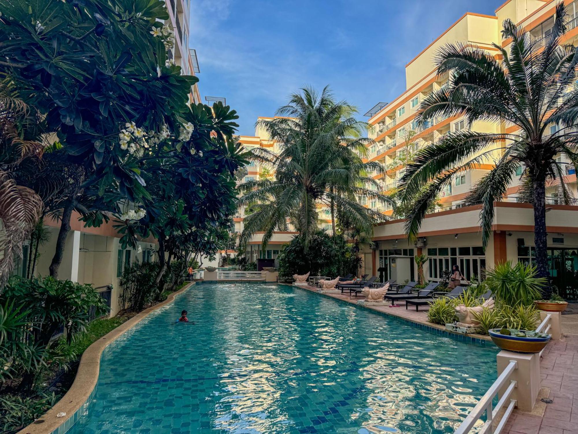 卧室直达泳池 全网最低价 到中天海滩5分钟 Jomtien Beach Εξωτερικό φωτογραφία