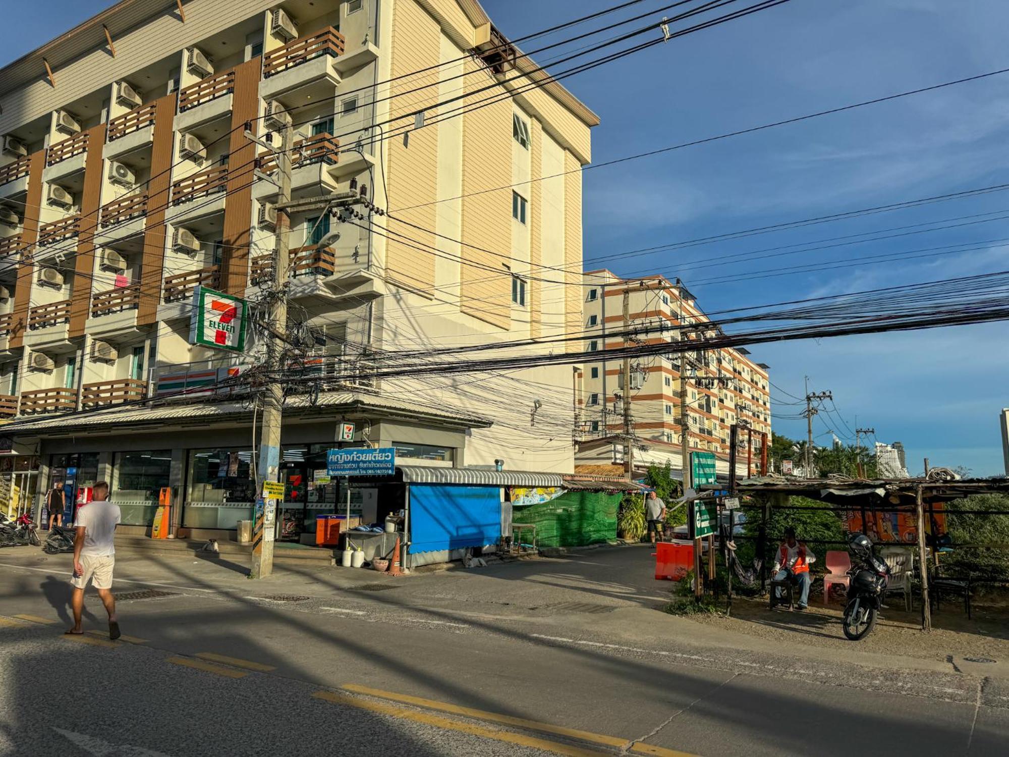 卧室直达泳池 全网最低价 到中天海滩5分钟 Jomtien Beach Εξωτερικό φωτογραφία