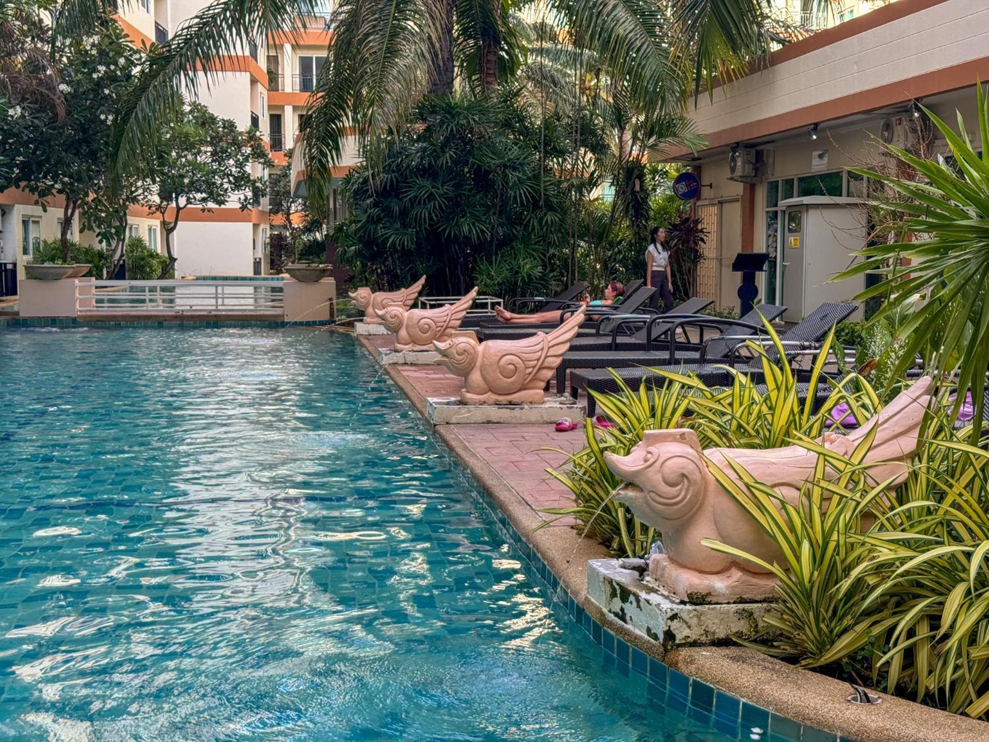 卧室直达泳池 全网最低价 到中天海滩5分钟 Jomtien Beach Εξωτερικό φωτογραφία